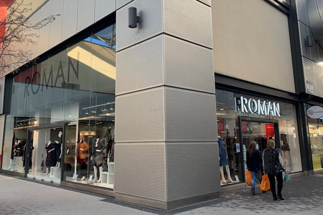 16 Old Basing Mall, Basingstoke, Retail To Let - Photo Main 16 Old Basing Mall, Basingstoke, Retail To Let - Photo Main