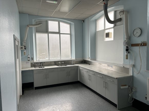 Weighbridge House, Kemys Way, Swansea, Offices To Let - IMG_0896.jpg