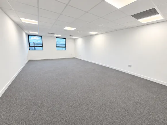 Ryan House, Suite 10 Aviation Way, Southend-on-Sea, Office To Let - ChatGPT Image Sep 15, 2026, 12_51_21 PM (3).png