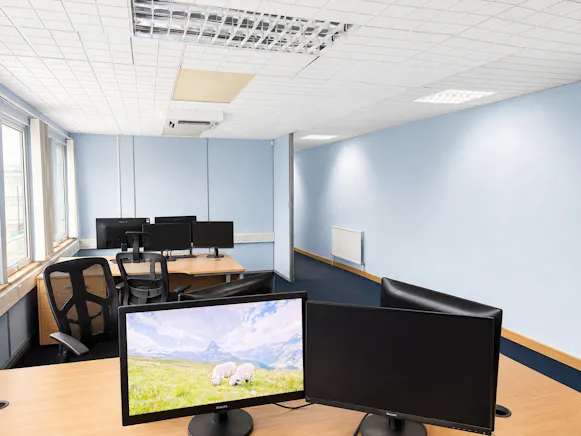 16-17 Oakwood Industrial Centre, Harlow, Industrial To Let - ChatGPT Image Jun 11, 2026, 04_02_59 PM.jpeg