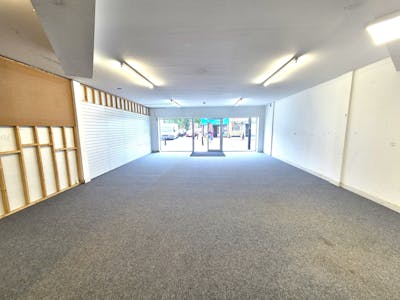 41 Castle Street, Stockport, Retail To Let - 20250723_120530.jpg