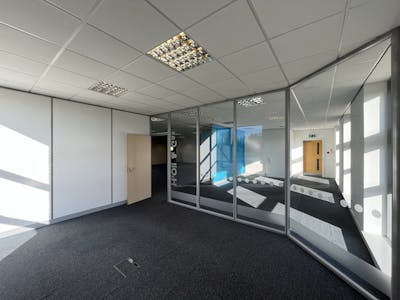 Century Court, Irvine, Office To Let - IMG_9184.jpg