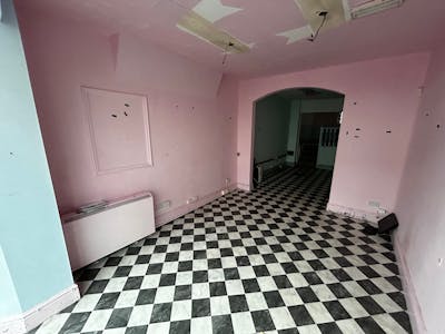 37 Chandos Street, Leamington Spa, Retail To Let - pic 2.jpg