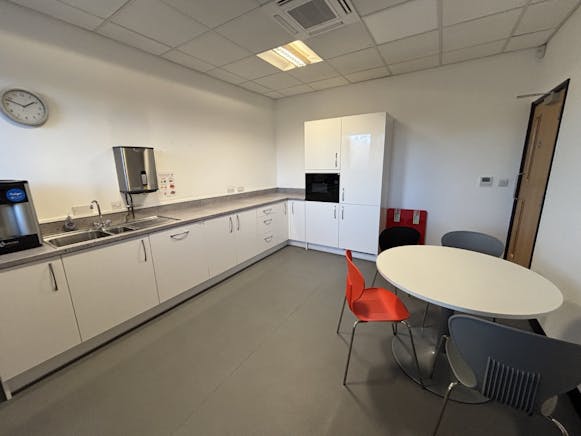 Fortress House & Marauder House, Fortress House, Bury St. Edmunds, Office To Let / For Sale - IMG_4065 Large.JPG