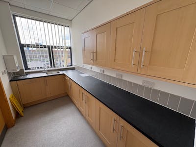 Modern Offices To Let in Newcastle, Newcastle Upon Tyne, Office To Let - Page 4.2.jpg