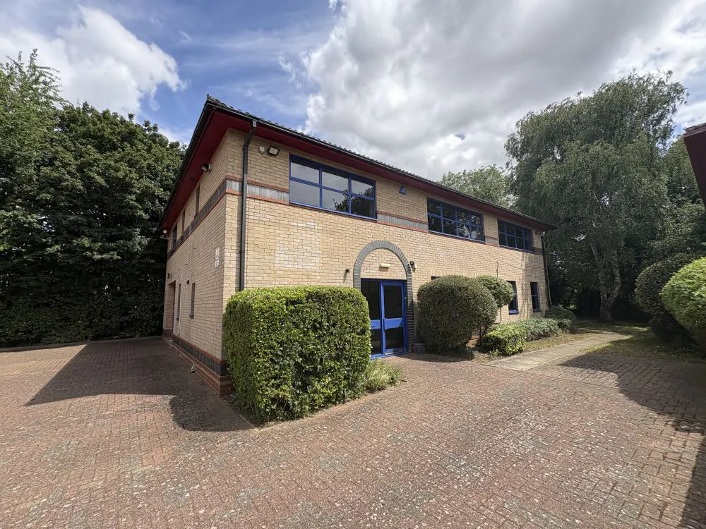 Faraday House, 7 Landscape Close, Bicester, Office To Let - IMG_3104.jpg