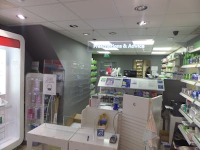 4 Westgate, Ripon, Retail For Sale - 20220513 081804.jpg