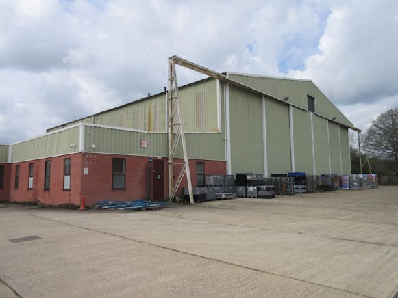 Building 132, Dunsfold Park, Stovolds Hill, Cranleigh, Industrial / Warehouse To Let - IMG_1074.JPG