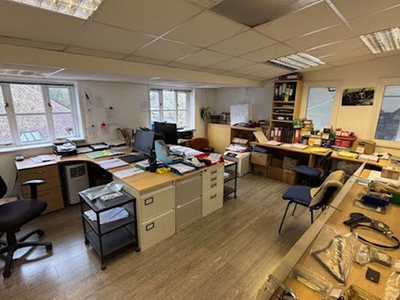 Unit 1 Abbas Business Centre, Itchen Abbas, Industrial / Office To Let / For Sale - ABCUnit1Picture6 - 12 01 2026.jpg