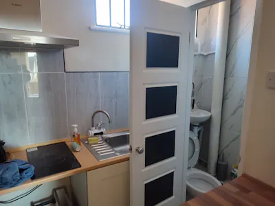 10 Mill Lane, Bromsgrove, Leisure / Retail For Sale - upstairs kitchen toilet.jpg