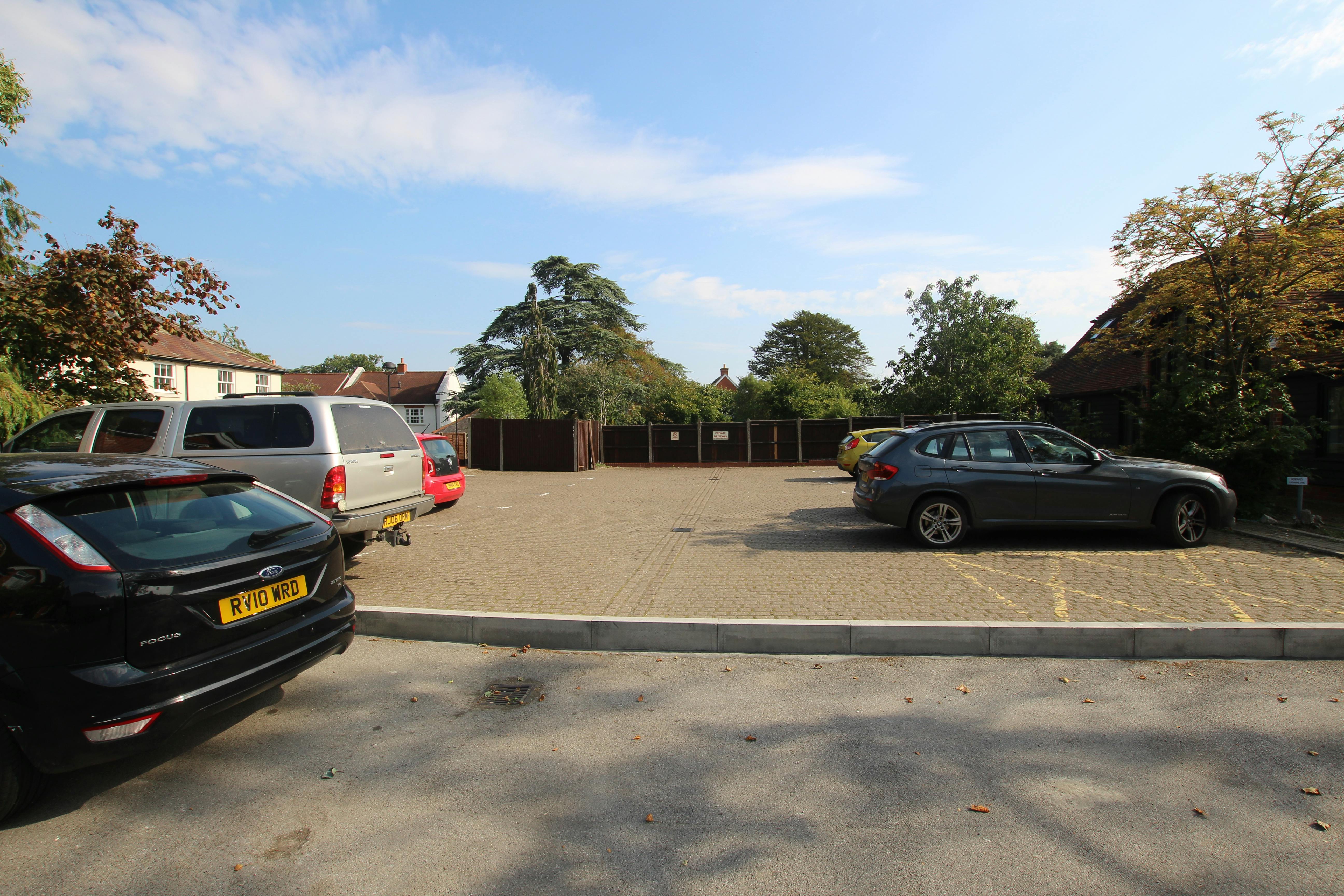 Suite 1, Fountains Mall, Odiham, Offices To Let - IMG_0321.JPG