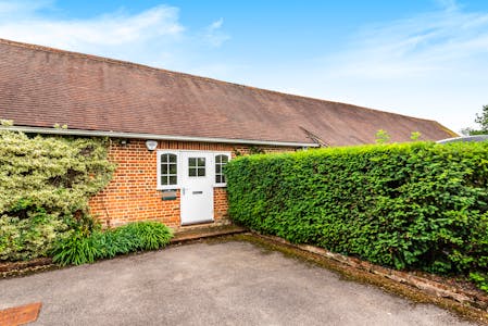 Castle End Business Park, Reading, Office To Let - front4.jpg