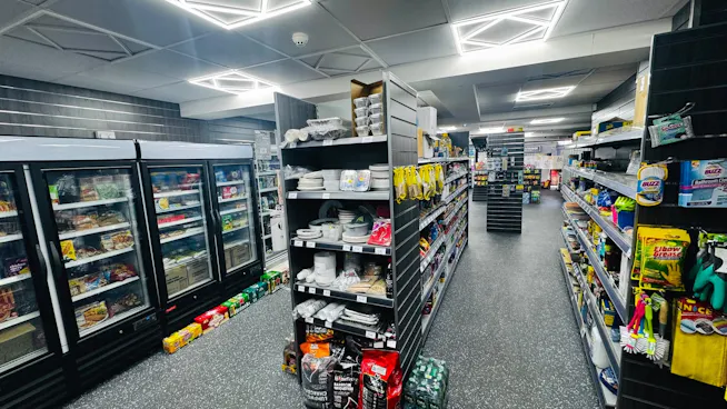 210-212 High Road, Benfleet, Retail To Let - P07 - Rear household aisle.jpg