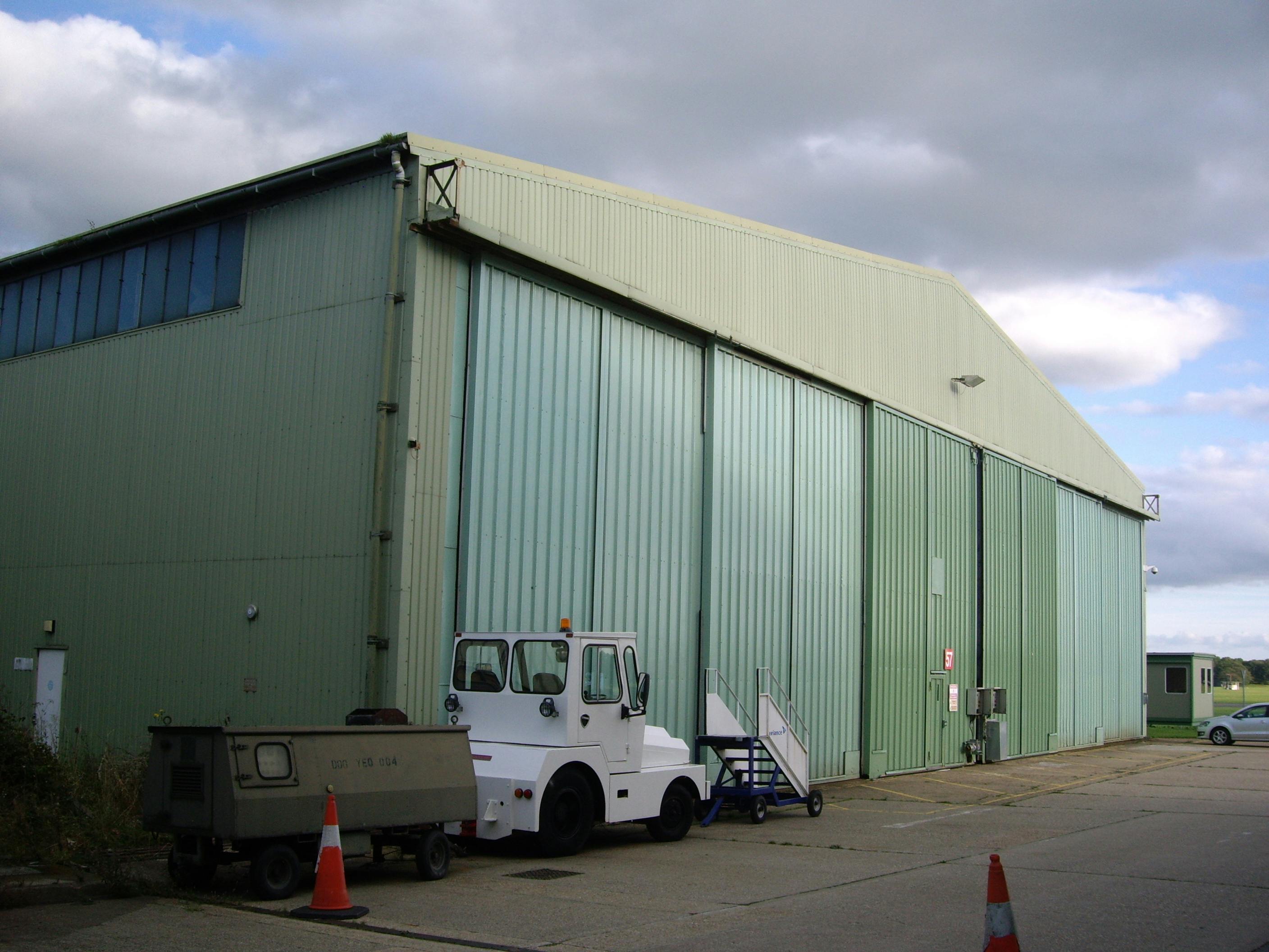 Building 57, Dunsfold Park, Stovolds Hill, Cranleigh, Industrial / Warehouse To Let - IMGP4109.JPG
