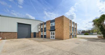 Unit B5, J31 Park, West Thurrock, Industrial To Let - WT  J31 Park B5  main.JPG