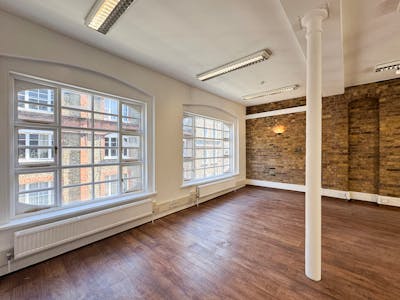 32-33 Gosfield Street, London, Office To Let - Image (8).jpg