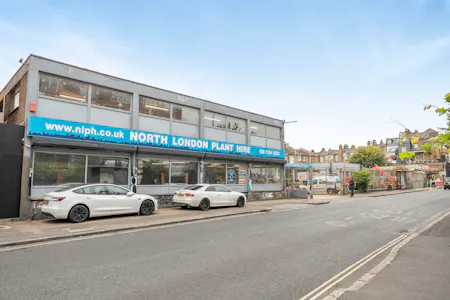 14-16 Shacklewell Lane, London, Industrial / Light Industrial / Warehouse To Let - 1526985 (1).jpg