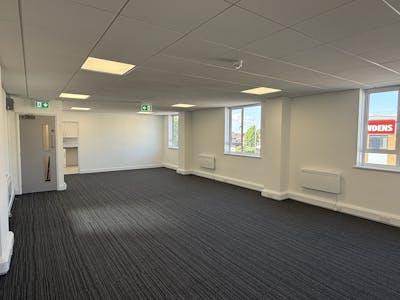 Unit 5 Phoenix Trading Estate, Alperton, Industrial To Let - IMG_9312.jpg