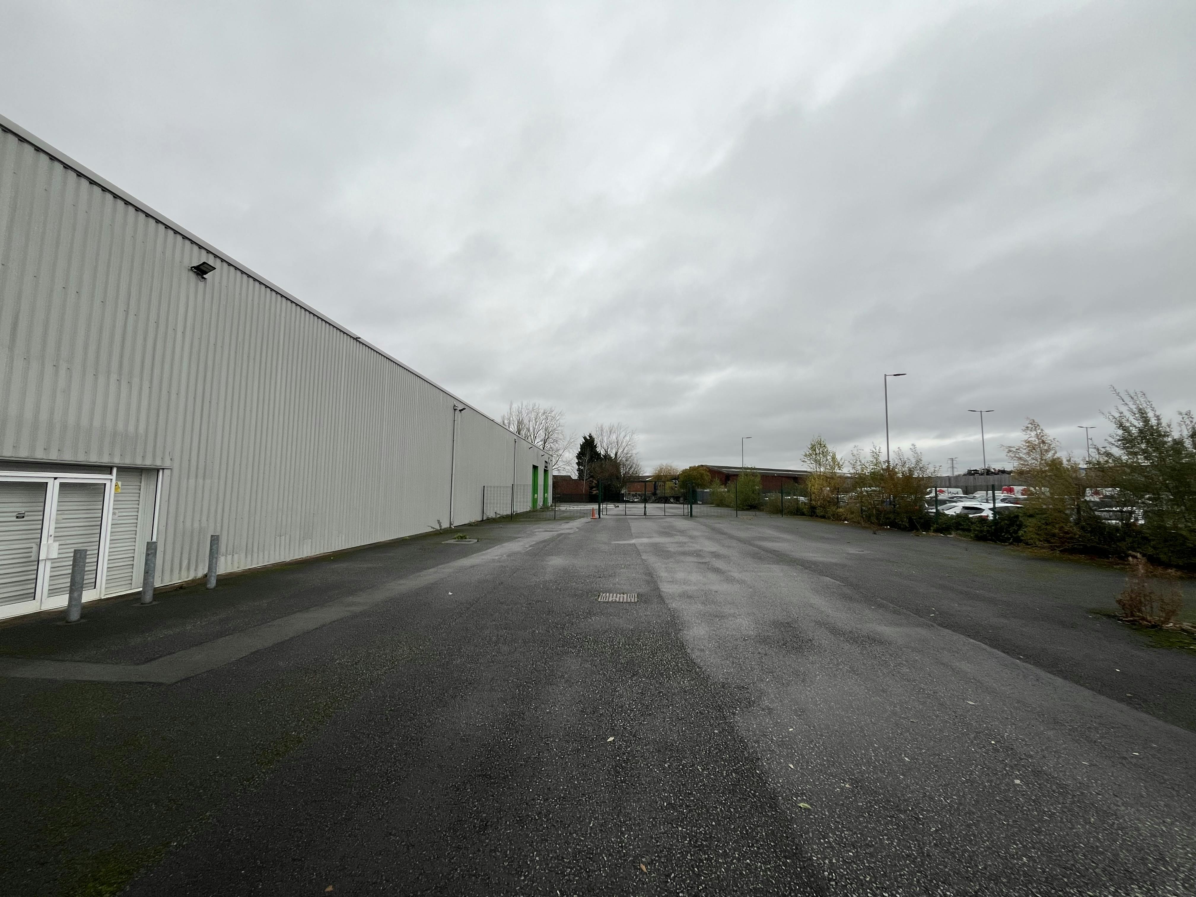 Unit 1 Satellite Park, Greengate, Greater manchester, Industrial To Let - IMG_2520.jpeg