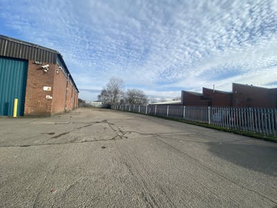 Unit 1, Sandleas Way, Leeds, Industrial/Logistics To Let - IMG_1940.jpg