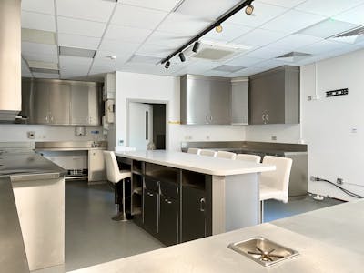 Costa House, Houghton Hall Business Park, Dustable, Business Park / Car Park / F1 (Learning and Non-Residential Institutions) / Healthcare / Laboratory / Office To Let - Ground 4.jpeg