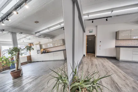 Canonbury Yard Canonbury Business Centre, London, Office To Let - 1483911-25-6a3e6b5ec19b6.jpg