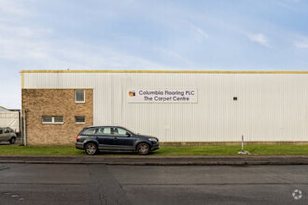 Unit 9, Trafalgar Trading Estate, Enfield, Industrial To Let - image 4.jpg