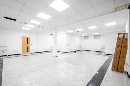 9 Henriques Street, London, Office To Let - Enriques St 9  Low Res 10.jpg