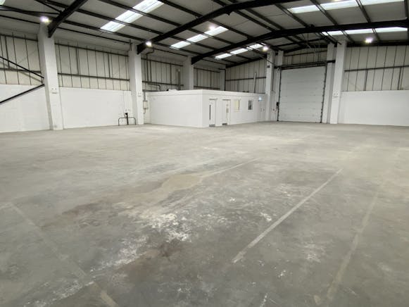 Unit 1 Crayside Industrial Estate, Crayford, Industrial To Let - Crayford - 1 Crayside warehouse.jpeg