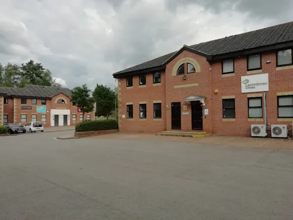 3 Tanners Yard, Bagshot, Offices / Other To Let - IMG_20210709_171052_resized_20210712_100057794.jpg