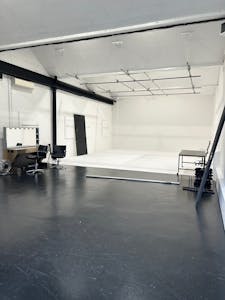 Unit 1A High Cross Centre, Fountayne Road, Tottenham, Industrial To Let - Studio 3.jpg