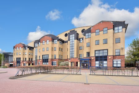 Caledonian House, Dundee, Office To Let - 8347 Banner Removed.jpg