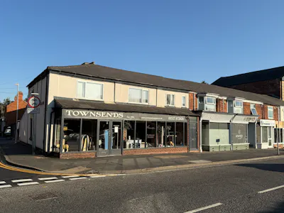 76 Birmingham Road, Bromsgrove, Retail To Let - IMG_3027.JPG
