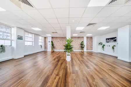 8 Baltic Street East, London, Office To Let - 1483278 (3).jpg
