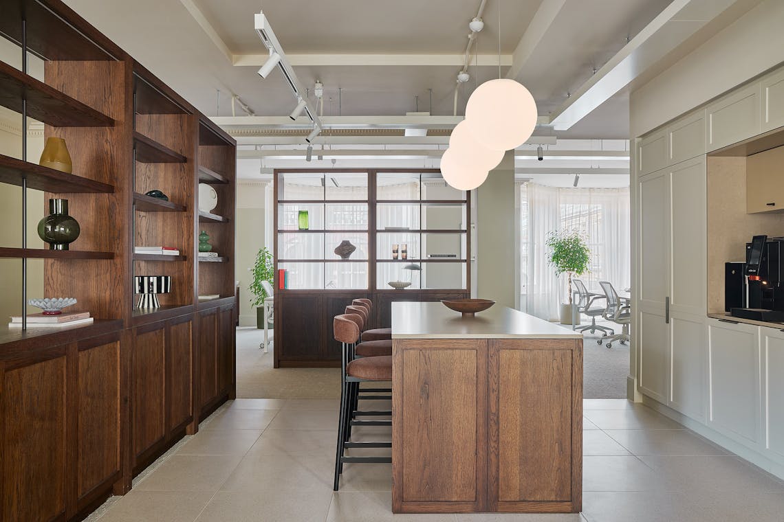 170 Piccadilly, Office / Serviced Office To Let - 170_Piccadilly_L1EEdReeve3a.jpg