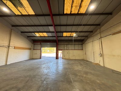 Unit 43, Llantarnam Industrial Park, Cwmbran, Industrial To Let - IMG_8138.jpeg