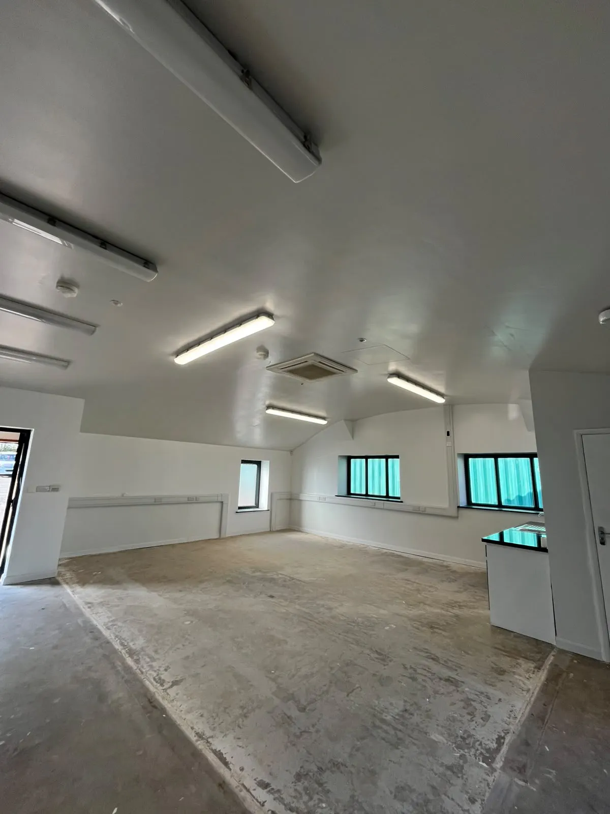Unit 3, Gawcott Fields, Buckingham To Let - WhatsApp Image 2026-09-25 at 10.33.20 (1).jpeg