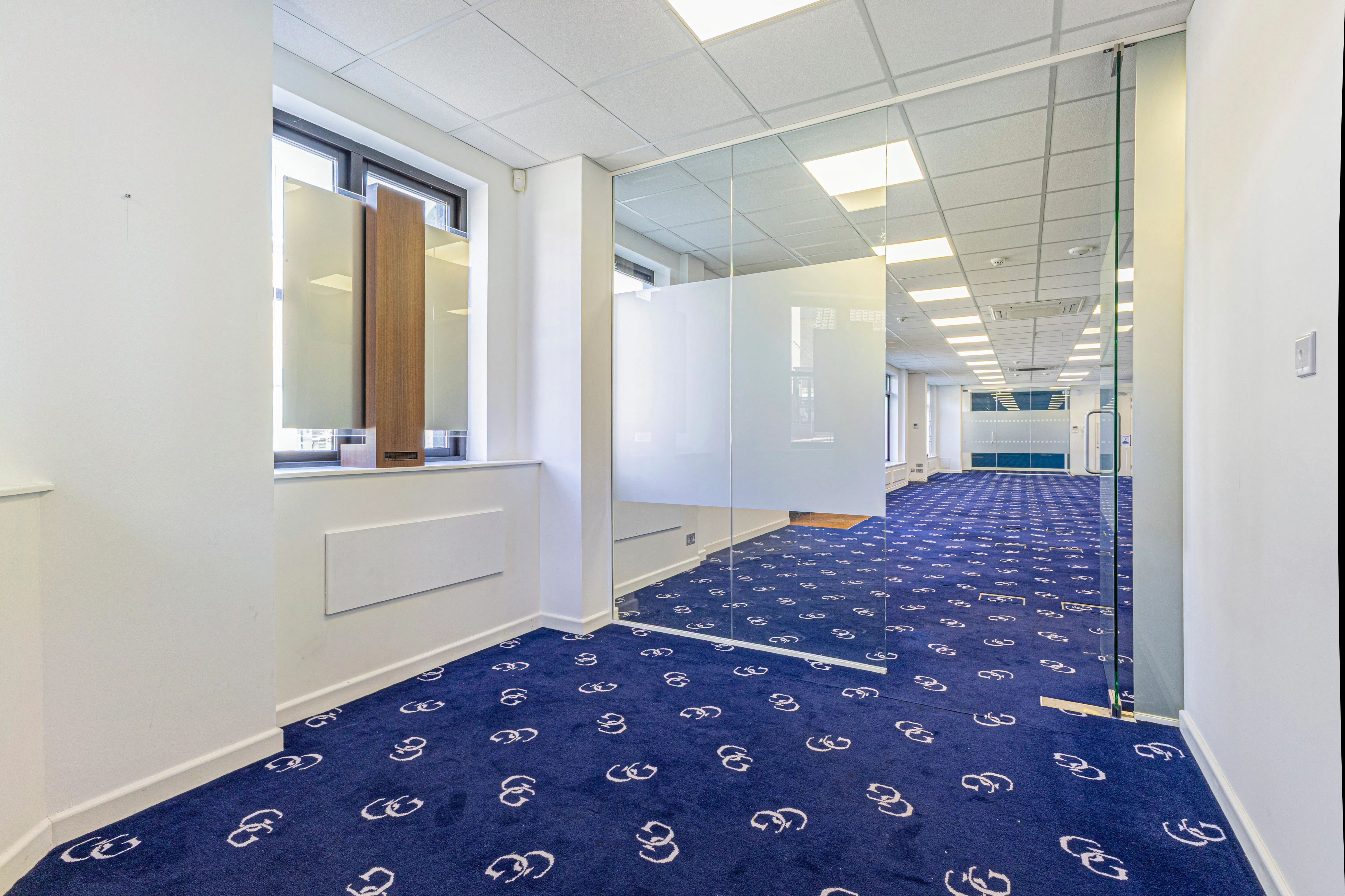 Ground Floor Office, 5 Chalfont Court, Amersham, Offices To Let - 111059_Ground Floor 5 Hill Avenue (16).jpg