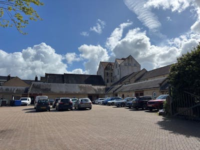 Gammon Walk, Gammon Walk, Barnstaple, Shopping Centre For Sale - Gammon Walk #4.jpg