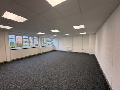Unit 60 Heming Road, Redditch, Industrial/Logistics To Let - IMG_1975.JPG