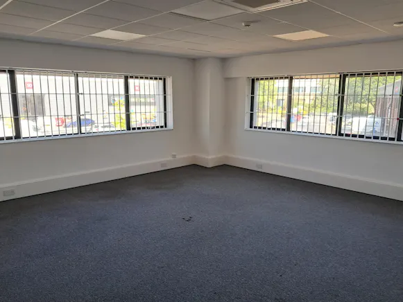 Unit 12c The Western Centre, Bracknell, Industrial / Offices To Let - pro-bABS6oVW.jpeg