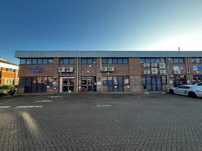 1st Floor, Unit 37, Watford, Office To Let - new front 2.jpg