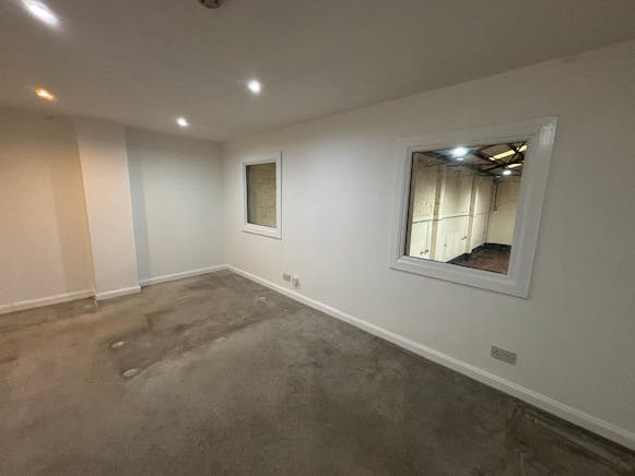 17 Scotts Road, Paisley, Industrial To Let - PHOTO-2026-04-28-09-21-51 29.jpg