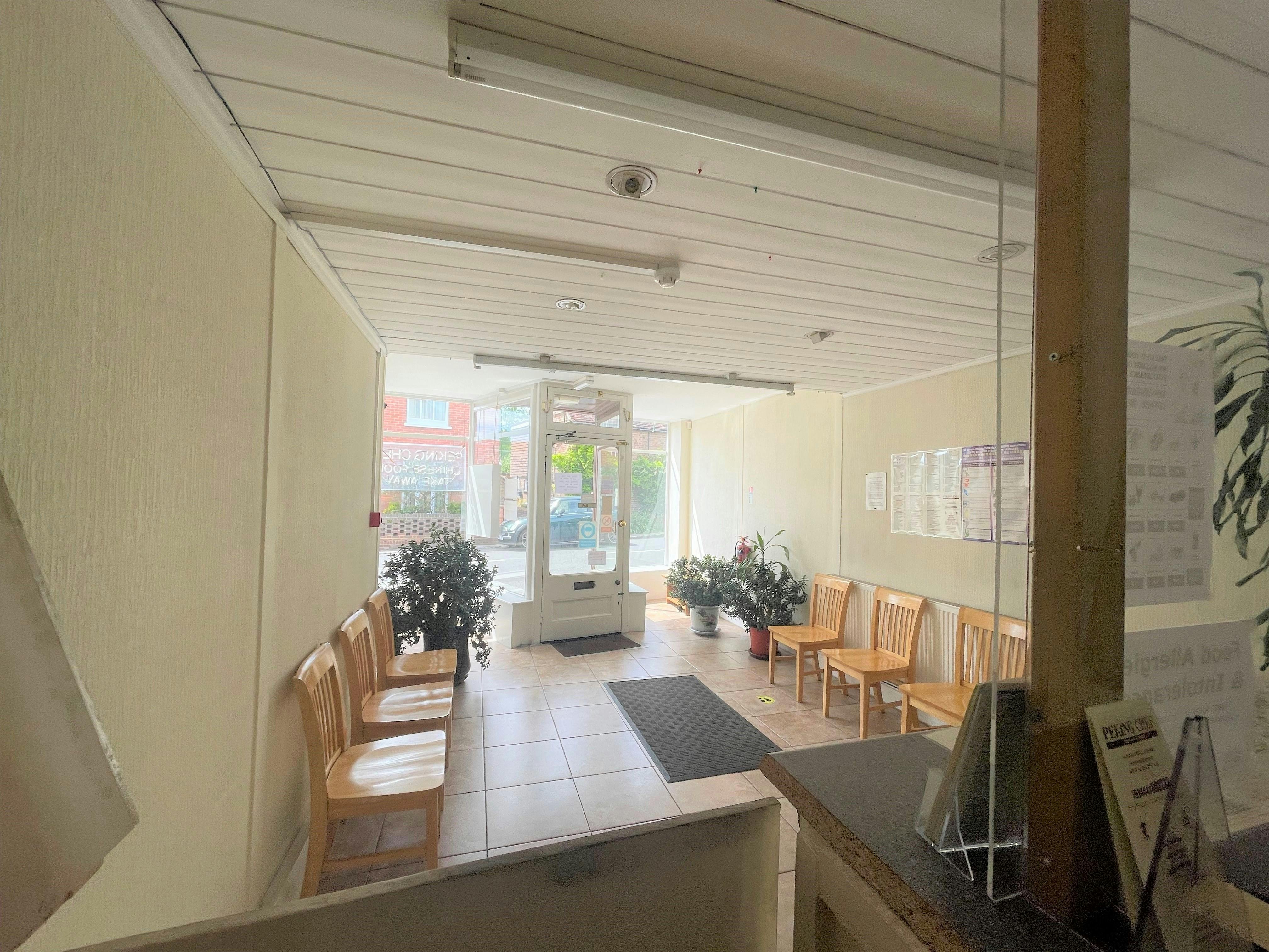 16/16A High Street - 10.jpg