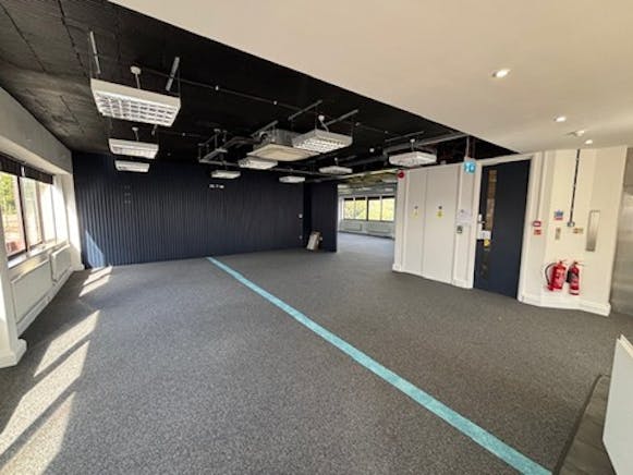 3rd Floor St. Clement House, Alencon Link, Basingstoke, Office To Let - STCHPicture8  22 09 2025.jpg