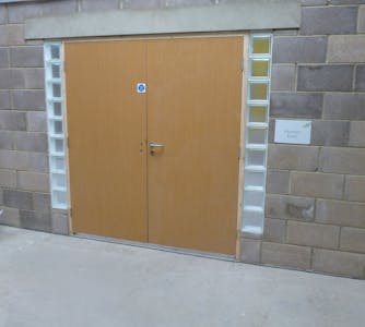 Pewsey East, Elcot Mews, Elcot Lane, Off London Road, Marlborough, Industrial / Warehouse To Let - Doors.jpg