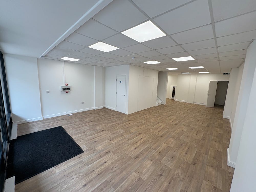 Unit 18, Riverside Walk, Thetford, Retail To Let - IMG_0105.jpeg