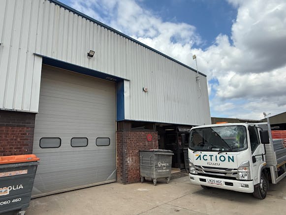 Unit 15 Westmead Industrial Estate, Swindon, Industrial To Let - Unit 15 Westmead Front.jpg