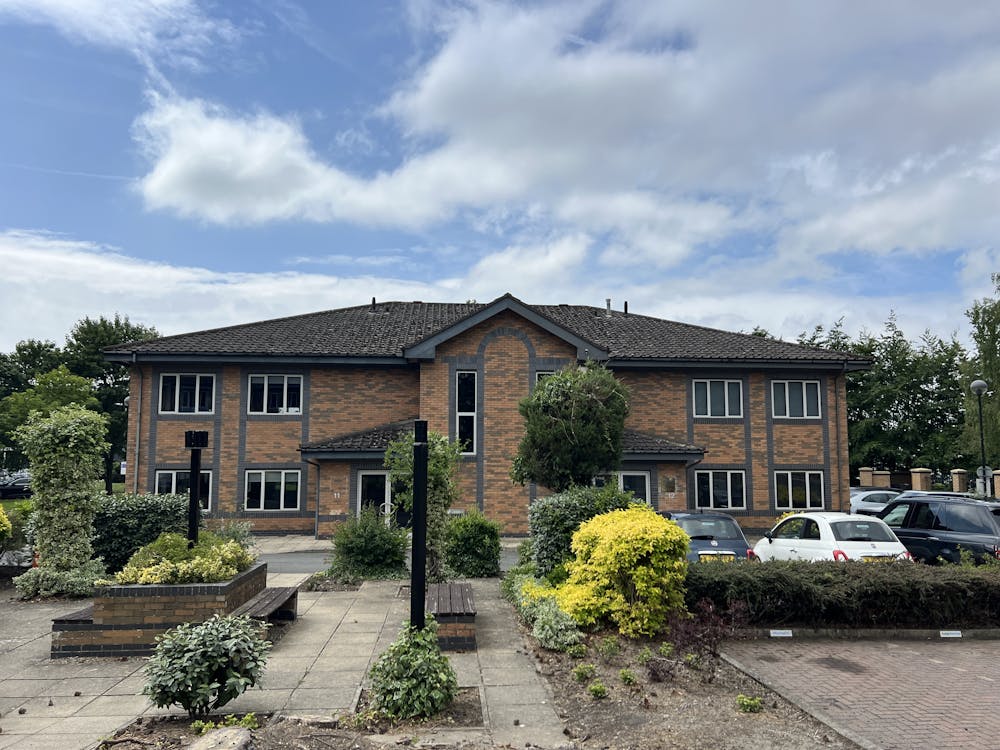 11 Cardale Court - IMG_1197.jpeg