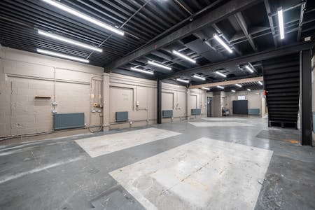 14 Steele Road, London, Warehouse To Let - 1238822 7.jpg